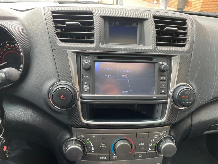 2013 Toyota Highlander SE, available for sale in Jamaica, New York | Sylhet Motors Inc.. Jamaica, New York 2013 Toyota Highlander SE, available for sale in Jamaica, New York | Sylhet Motors Inc.. Jamaica, New York