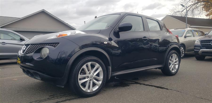 2011 Nissan JUKE 5dr Wgn I4 CVT S AWD, available for sale in Little Ferry, New Jersey | Victoria Preowned Autos Inc. Little Ferry, New Jersey 2011 Nissan JUKE 5dr Wgn I4 CVT S AWD, available for sale in Little Ferry, New Jersey | Victoria Preowned Autos Inc. Little Ferry, New Jersey