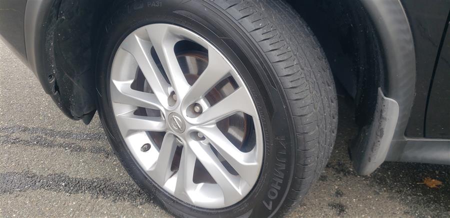 2011 Nissan JUKE 5dr Wgn I4 CVT S AWD, available for sale in Little Ferry, New Jersey | Victoria Preowned Autos Inc. Little Ferry, New Jersey 2011 Nissan JUKE 5dr Wgn I4 CVT S AWD, available for sale in Little Ferry, New Jersey | Victoria Preowned Autos Inc. Little Ferry, New Jersey