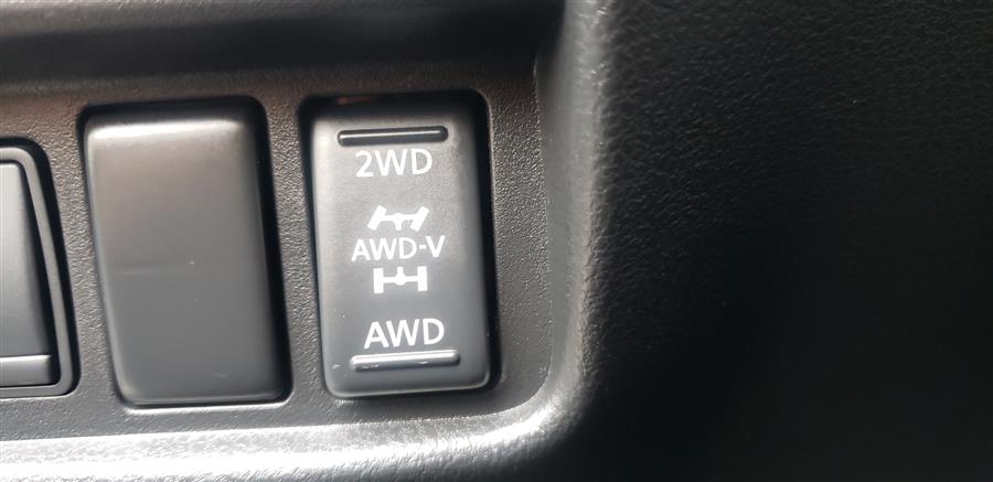 2011 Nissan JUKE 5dr Wgn I4 CVT S AWD, available for sale in Little Ferry, New Jersey | Victoria Preowned Autos Inc. Little Ferry, New Jersey 2011 Nissan JUKE 5dr Wgn I4 CVT S AWD, available for sale in Little Ferry, New Jersey | Victoria Preowned Autos Inc. Little Ferry, New Jersey