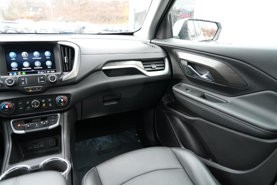 2024 GMC Terrain AWD 4dr SLT, available for sale in Waterbury, Connecticut | Highline Car Connection. Waterbury, Connecticut 2024 GMC Terrain AWD 4dr SLT, available for sale in Waterbury, Connecticut | Highline Car Connection. Waterbury, Connecticut