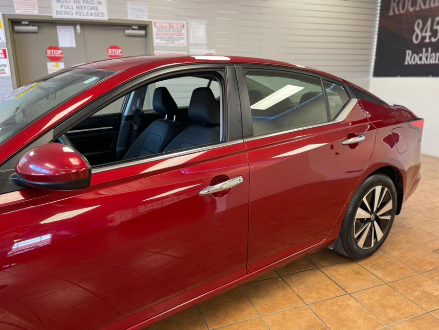 2022 Nissan Altima 2.5 SV Sedan, available for sale in Suffern, New York | Rockland Motor Sport. Suffern, New York 2022 Nissan Altima 2.5 SV Sedan, available for sale in Suffern, New York | Rockland Motor Sport. Suffern, New York