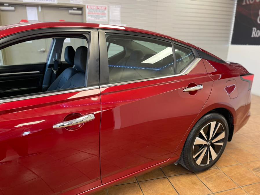 2022 Nissan Altima 2.5 SV Sedan, available for sale in Suffern, New York | Rockland Motor Sport. Suffern, New York 2022 Nissan Altima 2.5 SV Sedan, available for sale in Suffern, New York | Rockland Motor Sport. Suffern, New York