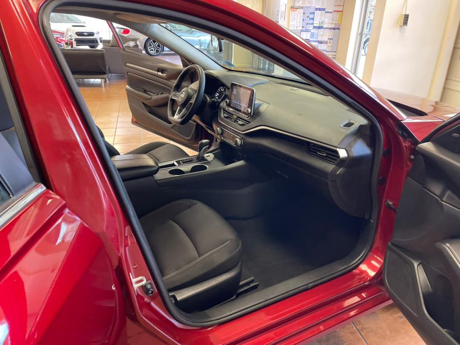 2022 Nissan Altima 2.5 SV Sedan, available for sale in Suffern, New York | Rockland Motor Sport. Suffern, New York 2022 Nissan Altima 2.5 SV Sedan, available for sale in Suffern, New York | Rockland Motor Sport. Suffern, New York
