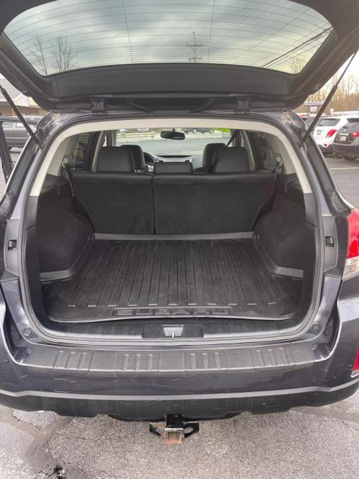 2013 Subaru Outback Limited photo 32