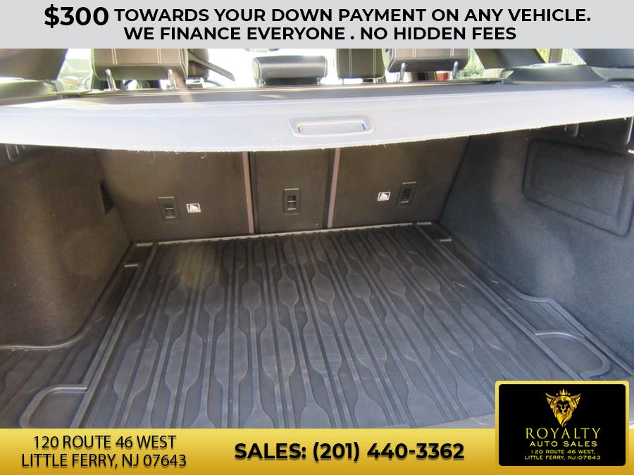 2019 Land Rover Range Rover Velar P250 R-Dynamic SE, available for sale in Little Ferry, New Jersey | Royalty Auto Sales. Little Ferry, New Jersey 2019 Land Rover Range Rover Velar P250 R-Dynamic SE, available for sale in Little Ferry, New Jersey | Royalty Auto Sales. Little Ferry, New Jersey