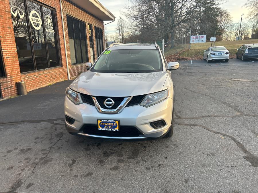 2016 Nissan Rogue AWD 4dr SV, available for sale in Middletown, Connecticut | Newfield Auto Sales. Middletown, Connecticut