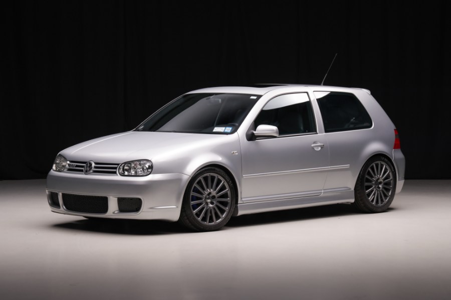 Used 2004 Volkswagen R32 in North Salem, New York | Meccanic Shop North Inc. North Salem, New York