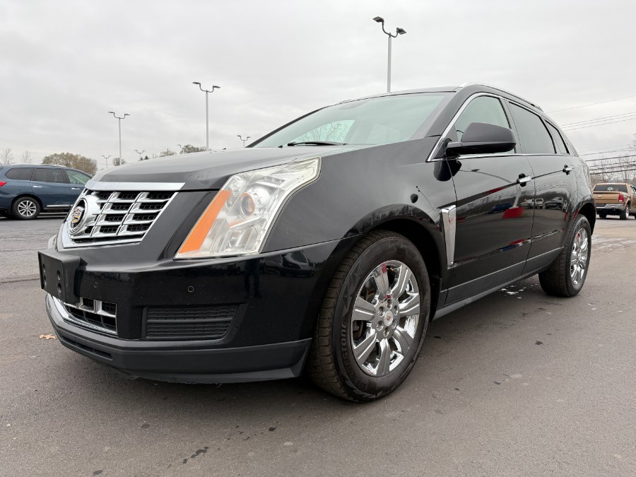 Used 2015 Cadillac SRX in Ortonville, Michigan | Marsh Auto Sales LLC. Ortonville, Michigan