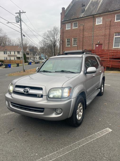 2005 Toyota Sequoia SR5 photo 6