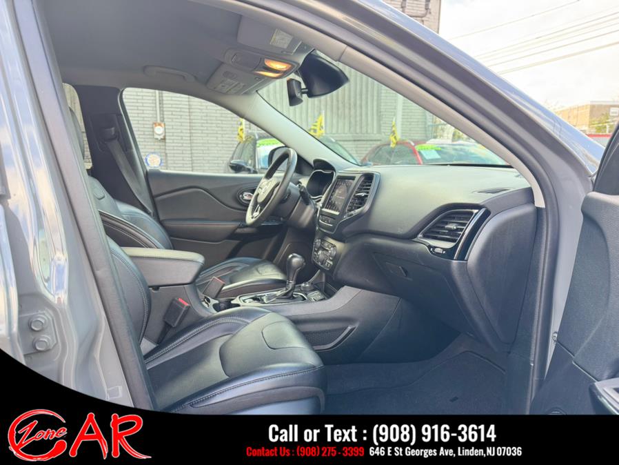 2023 Jeep Cherokee Altitude Lux 4x4, available for sale in Linden, New Jersey | Car Zone. Linden, New Jersey 2023 Jeep Cherokee Altitude Lux 4x4, available for sale in Linden, New Jersey | Car Zone. Linden, New Jersey