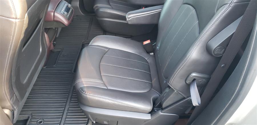2017 Buick Enclave FWD 4dr Premium, available for sale in Little Ferry, New Jersey | Victoria Preowned Autos Inc. Little Ferry, New Jersey 2017 Buick Enclave FWD 4dr Premium, available for sale in Little Ferry, New Jersey | Victoria Preowned Autos Inc. Little Ferry, New Jersey