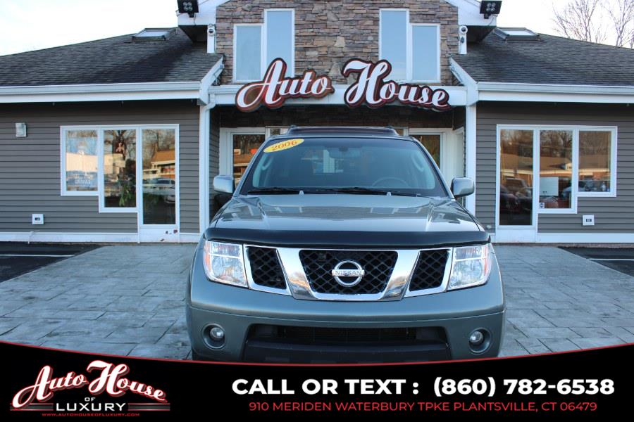 2006 Nissan Pathfinder LE photo 10