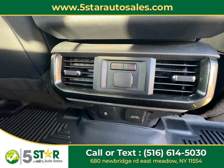 2022 Ford F-150 LARIAT 4WD SuperCrew 5.5'' Box, available for sale in East Meadow, New York | 5 Star Auto Sales Inc. East Meadow, New York 2022 Ford F-150 LARIAT 4WD SuperCrew 5.5'' Box, available for sale in East Meadow, New York | 5 Star Auto Sales Inc. East Meadow, New York