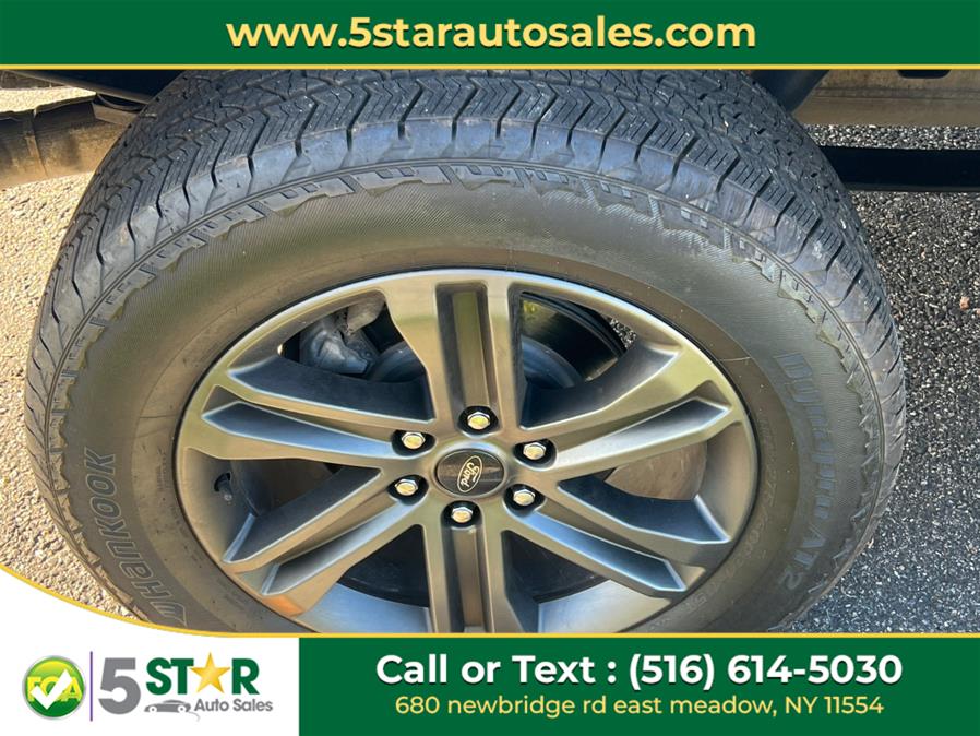 2022 Ford F-150 LARIAT 4WD SuperCrew 5.5'' Box, available for sale in East Meadow, New York | 5 Star Auto Sales Inc. East Meadow, New York 2022 Ford F-150 LARIAT 4WD SuperCrew 5.5'' Box, available for sale in East Meadow, New York | 5 Star Auto Sales Inc. East Meadow, New York