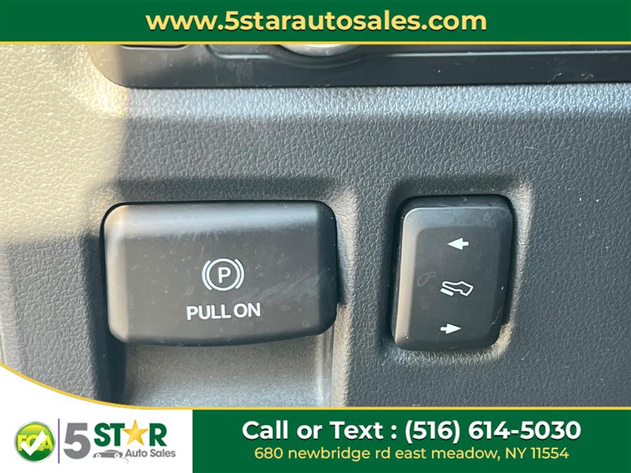 2022 Ford F-150 LARIAT 4WD SuperCrew 5.5'' Box, available for sale in East Meadow, New York | 5 Star Auto Sales Inc. East Meadow, New York 2022 Ford F-150 LARIAT 4WD SuperCrew 5.5'' Box, available for sale in East Meadow, New York | 5 Star Auto Sales Inc. East Meadow, New York