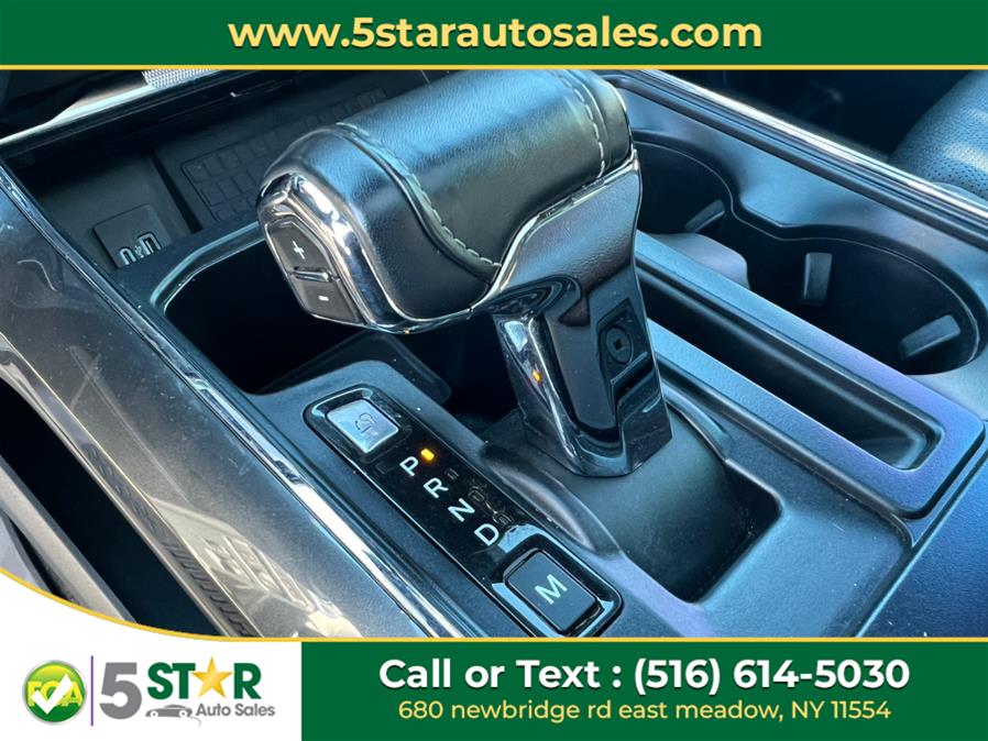 2022 Ford F-150 LARIAT 4WD SuperCrew 5.5'' Box, available for sale in East Meadow, New York | 5 Star Auto Sales Inc. East Meadow, New York 2022 Ford F-150 LARIAT 4WD SuperCrew 5.5'' Box, available for sale in East Meadow, New York | 5 Star Auto Sales Inc. East Meadow, New York