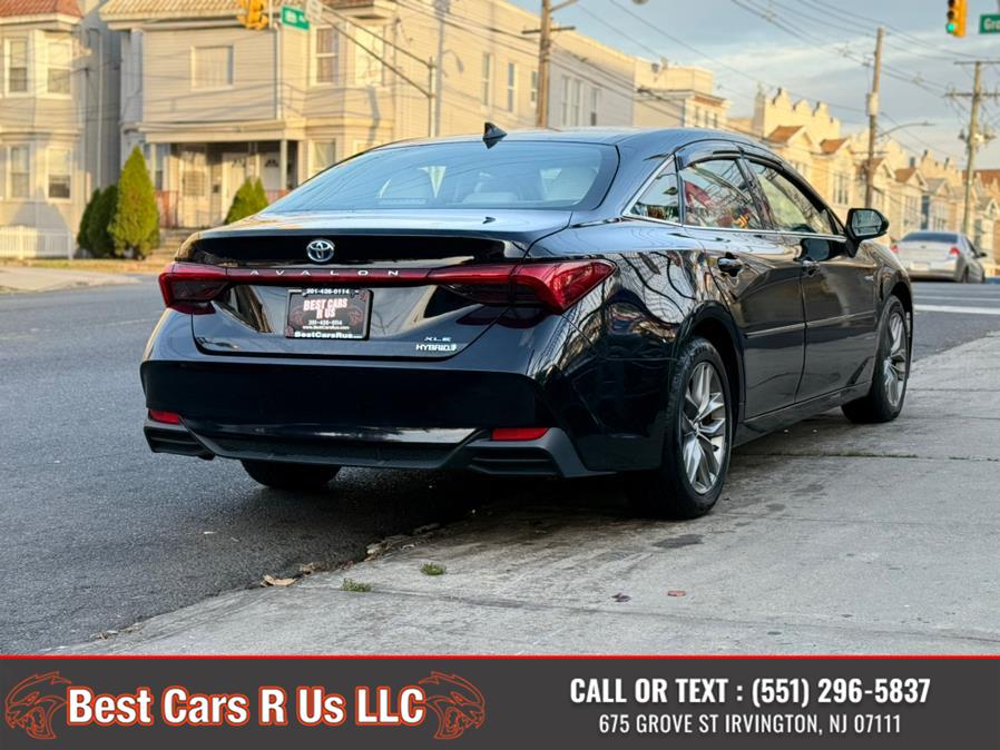 2019 Toyota Avalon XLE photo 3