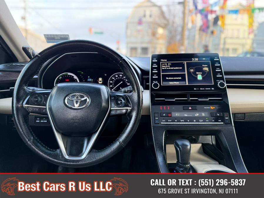 2019 Toyota Avalon XLE photo 18