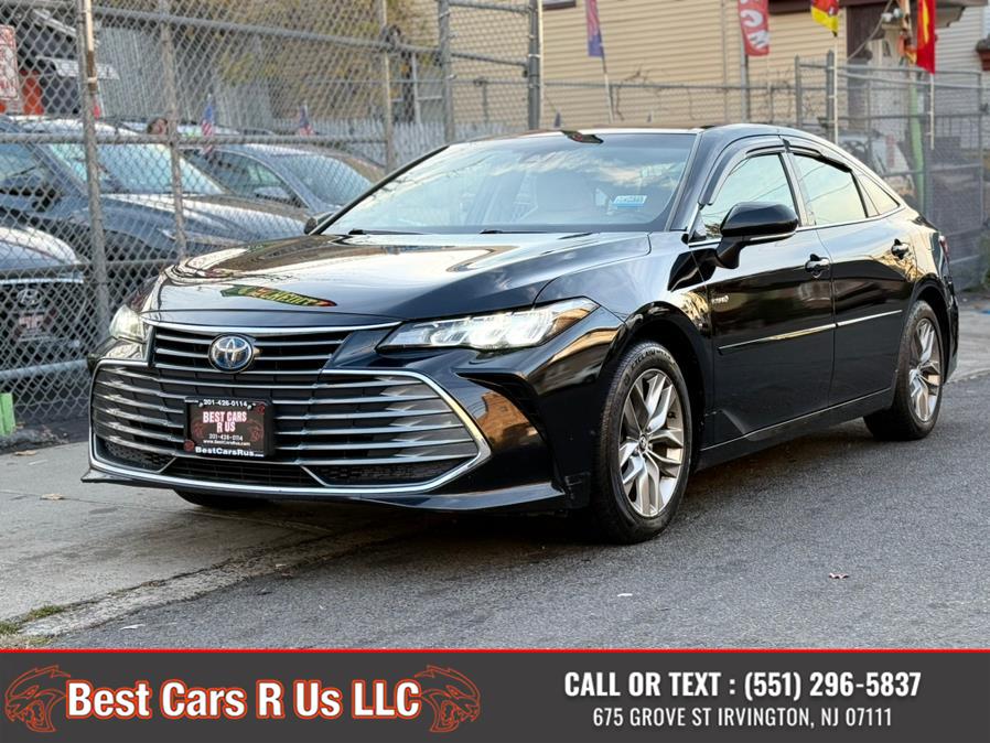 Toyota Avalon's photo