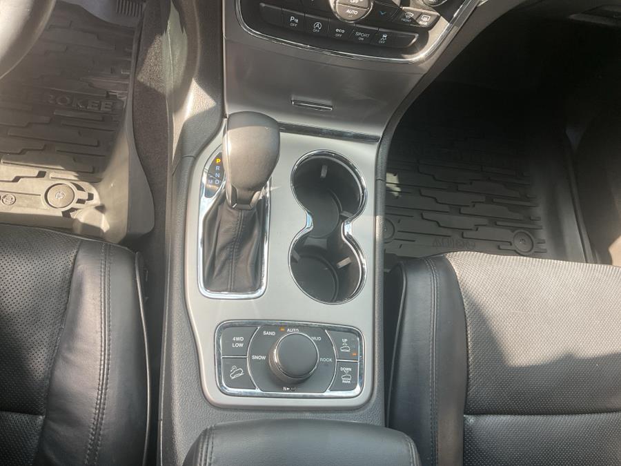 2018 Jeep Grand Cherokee Overland 4x4 *Ltd Avail*, available for sale in Waterbury, Connecticut | Jim Juliani Motors. Waterbury, Connecticut 2018 Jeep Grand Cherokee Overland 4x4 *Ltd Avail*, available for sale in Waterbury, Connecticut | Jim Juliani Motors. Waterbury, Connecticut