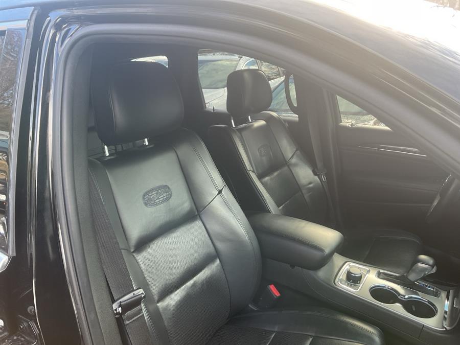 2018 Jeep Grand Cherokee Overland 4x4 *Ltd Avail*, available for sale in Waterbury, Connecticut | Jim Juliani Motors. Waterbury, Connecticut 2018 Jeep Grand Cherokee Overland 4x4 *Ltd Avail*, available for sale in Waterbury, Connecticut | Jim Juliani Motors. Waterbury, Connecticut