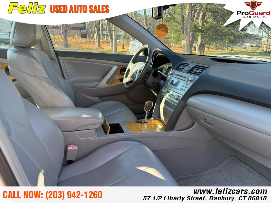 2007 Toyota Camry XLE photo 15