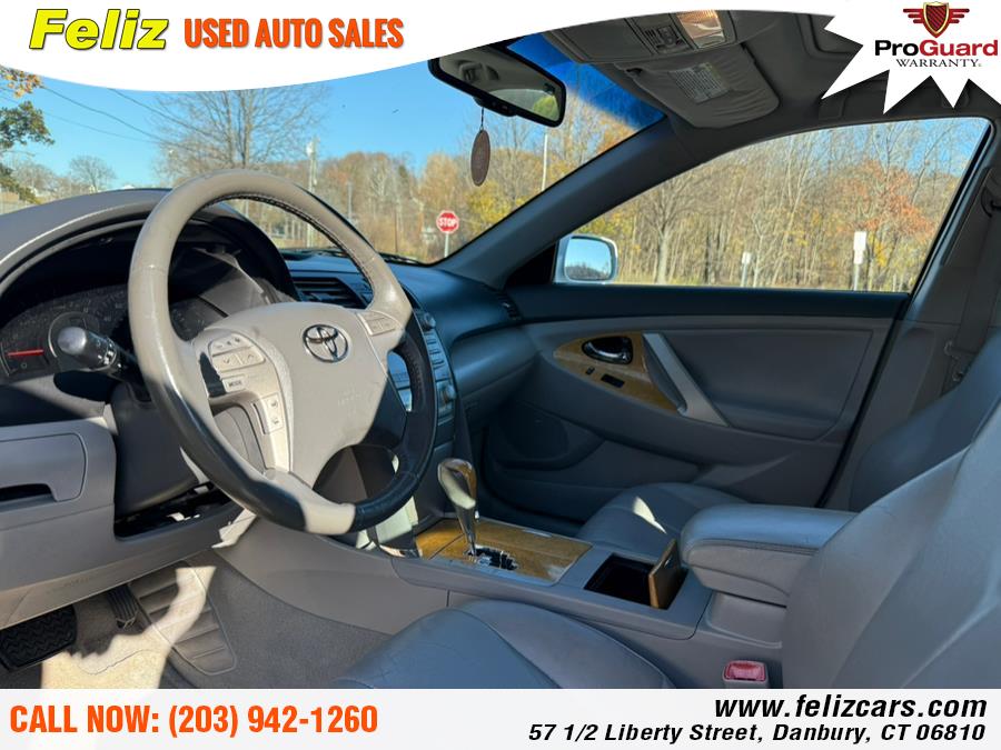 2007 Toyota Camry XLE photo 8