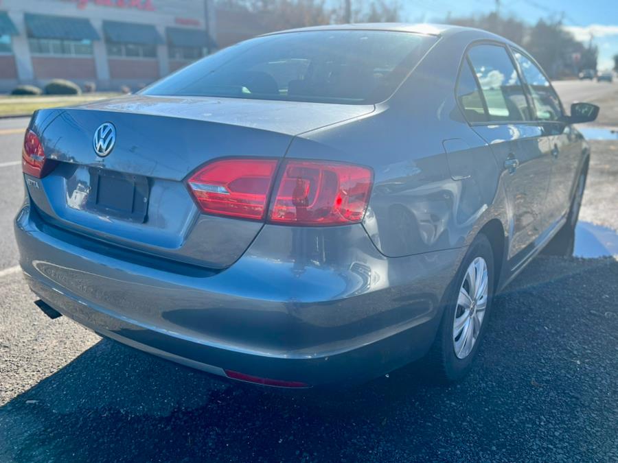 2013 Volkswagen Jetta Sedan 4dr Auto S *Ltd Avail*, available for sale in Wallingford, Connecticut | Wallingford Auto Center LLC. Wallingford, Connecticut 2013 Volkswagen Jetta Sedan 4dr Auto S *Ltd Avail*, available for sale in Wallingford, Connecticut | Wallingford Auto Center LLC. Wallingford, Connecticut