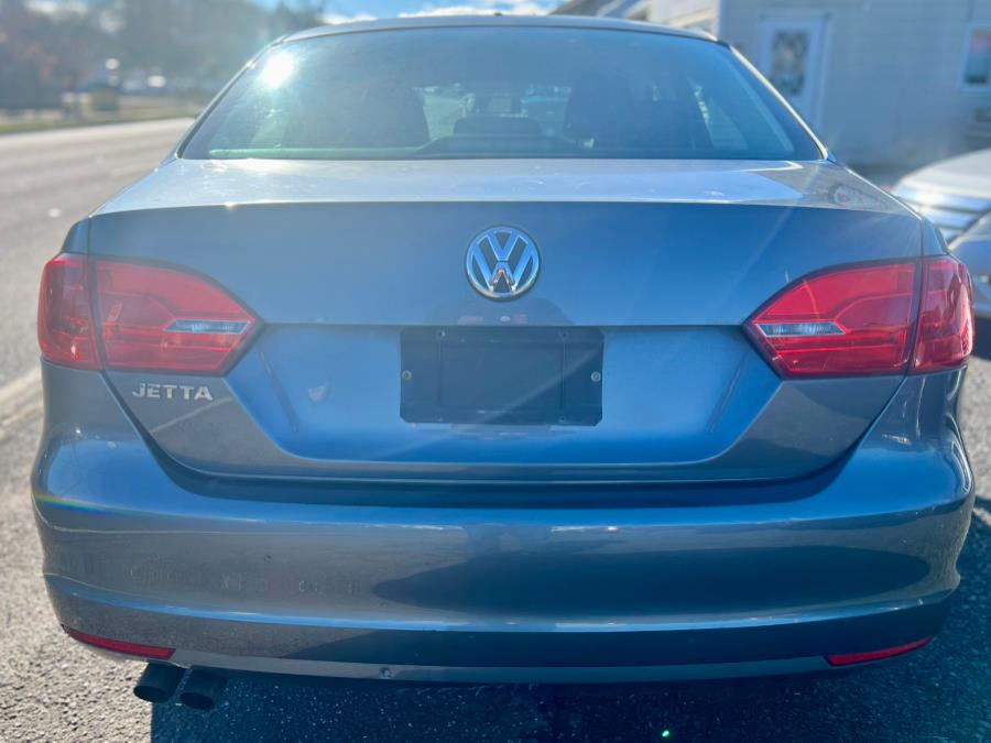 2013 Volkswagen Jetta Sedan 4dr Auto S *Ltd Avail*, available for sale in Wallingford, Connecticut | Wallingford Auto Center LLC. Wallingford, Connecticut 2013 Volkswagen Jetta Sedan 4dr Auto S *Ltd Avail*, available for sale in Wallingford, Connecticut | Wallingford Auto Center LLC. Wallingford, Connecticut
