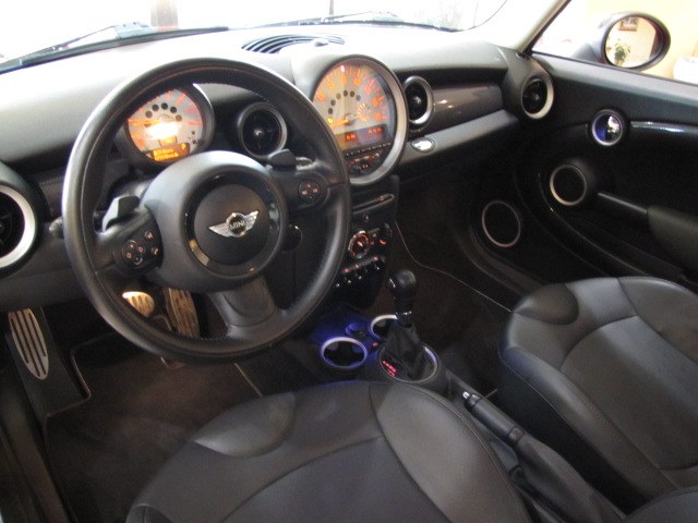 2012 MINI Cooper S photo 5