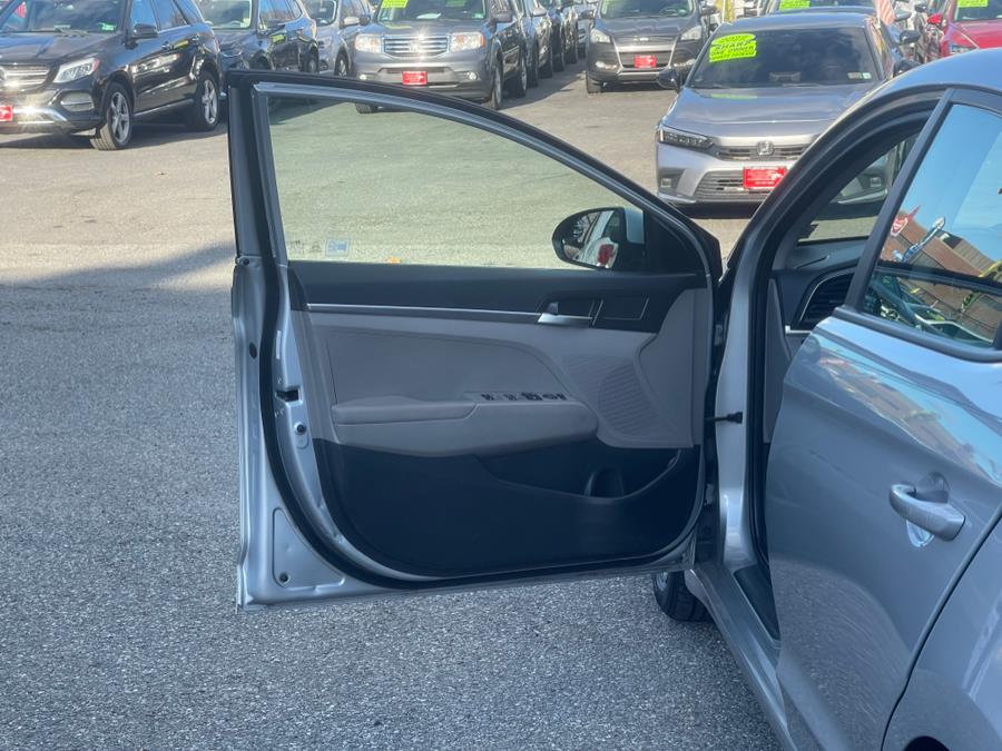 2020 Hyundai Elantra SE IVT SULEV, available for sale in Irvington , New Jersey | Auto Haus of Irvington Corp. Irvington , New Jersey 2020 Hyundai Elantra SE IVT SULEV, available for sale in Irvington , New Jersey | Auto Haus of Irvington Corp. Irvington , New Jersey