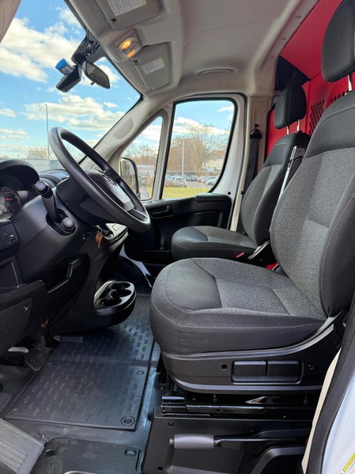 2019 RAM ProMaster Cargo Van Base photo 8