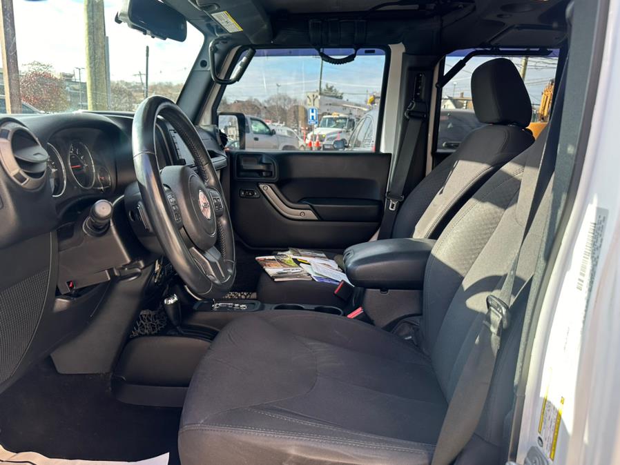 2015 Jeep Wrangler Unlimited 4WD 4dr Sport, available for sale in Danbury, Connecticut | Safe Used Auto Sales LLC. Danbury, Connecticut 2015 Jeep Wrangler Unlimited 4WD 4dr Sport, available for sale in Danbury, Connecticut | Safe Used Auto Sales LLC. Danbury, Connecticut