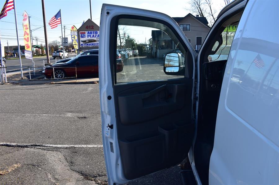 2019 Chevrolet Express Cargo Work Van photo 19