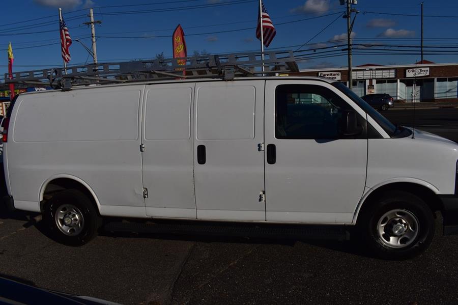 2019 Chevrolet Express Cargo Work Van photo 8