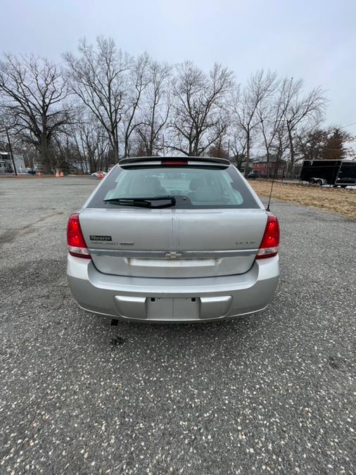 2007 Chevrolet Malibu Maxx LT photo 4