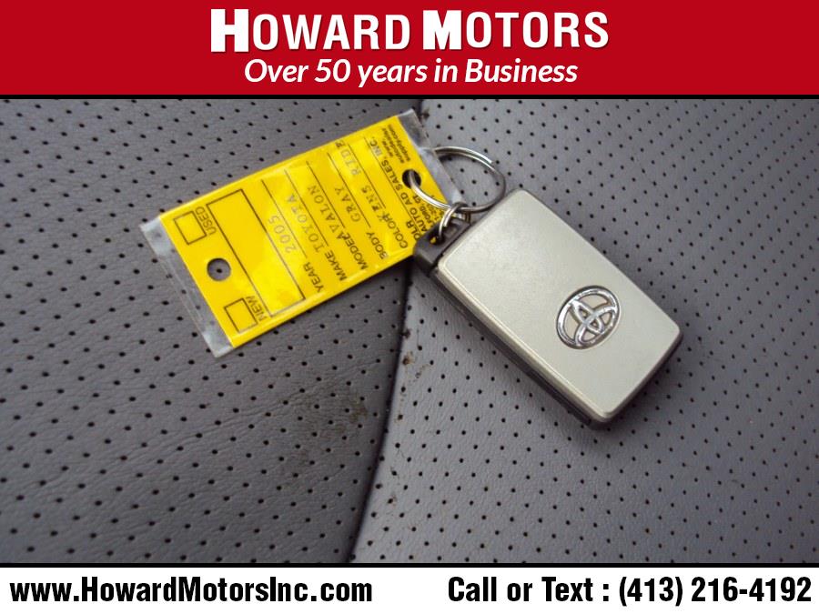 2005 Toyota Avalon 4dr Sdn Limited (Natl), available for sale in Springfield, Massachusetts | Howard Motors. Springfield, Massachusetts 2005 Toyota Avalon 4dr Sdn Limited (Natl), available for sale in Springfield, Massachusetts | Howard Motors. Springfield, Massachusetts