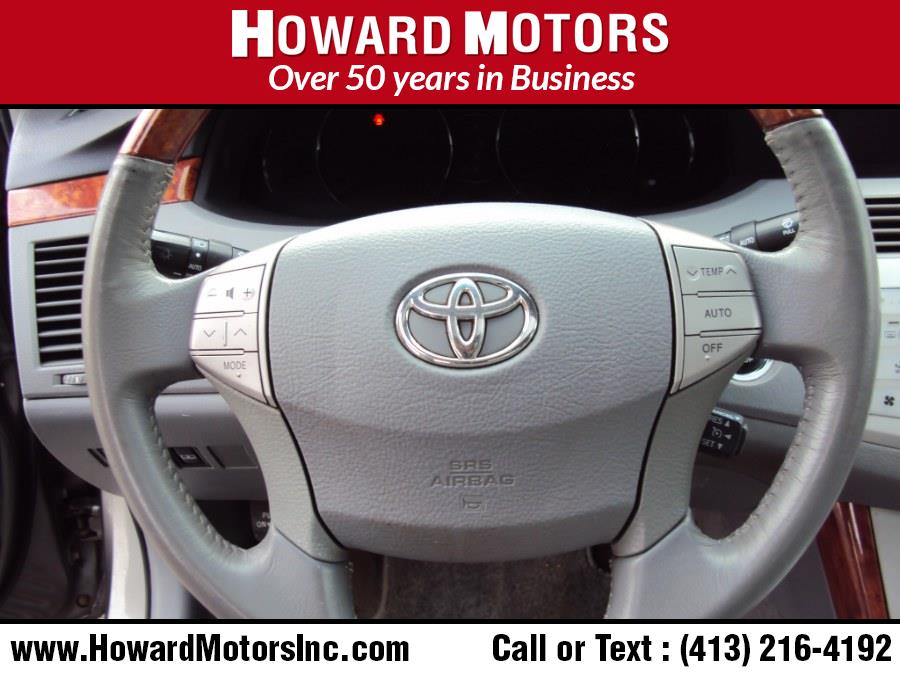 2005 Toyota Avalon 4dr Sdn Limited (Natl), available for sale in Springfield, Massachusetts | Howard Motors. Springfield, Massachusetts 2005 Toyota Avalon 4dr Sdn Limited (Natl), available for sale in Springfield, Massachusetts | Howard Motors. Springfield, Massachusetts