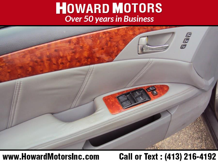 2005 Toyota Avalon 4dr Sdn Limited (Natl), available for sale in Springfield, Massachusetts | Howard Motors. Springfield, Massachusetts 2005 Toyota Avalon 4dr Sdn Limited (Natl), available for sale in Springfield, Massachusetts | Howard Motors. Springfield, Massachusetts