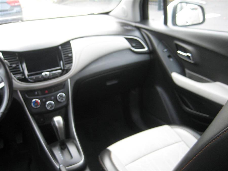 2019 Chevrolet Trax LT AWD 4dr Crossover, available for sale in Massapequa, New York | Rite Choice Auto Inc.. Massapequa, New York 2019 Chevrolet Trax LT AWD 4dr Crossover, available for sale in Massapequa, New York | Rite Choice Auto Inc.. Massapequa, New York