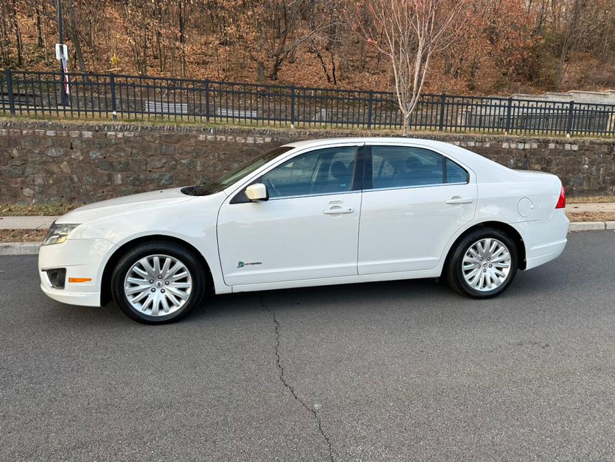 2012 Ford Fusion Hybrid photo 3