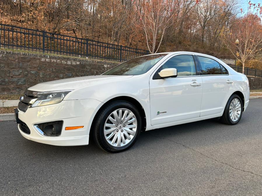 2012 Ford Fusion Hybrid photo 1