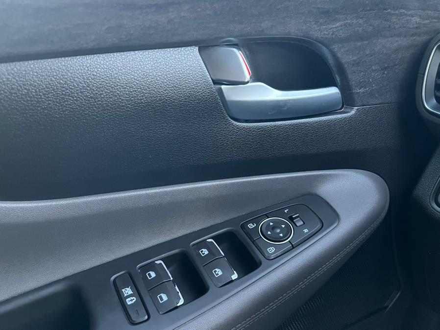 2020 Hyundai Santa Fe SEL 2.4L Auto AWD, available for sale in Union, New Jersey | Drive Auto Boutique. Union, New Jersey 2020 Hyundai Santa Fe SEL 2.4L Auto AWD, available for sale in Union, New Jersey | Drive Auto Boutique. Union, New Jersey
