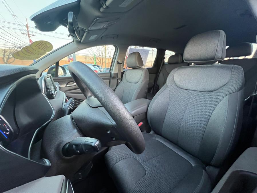2020 Hyundai Santa Fe SEL 2.4L Auto AWD, available for sale in Union, New Jersey | Drive Auto Boutique. Union, New Jersey 2020 Hyundai Santa Fe SEL 2.4L Auto AWD, available for sale in Union, New Jersey | Drive Auto Boutique. Union, New Jersey