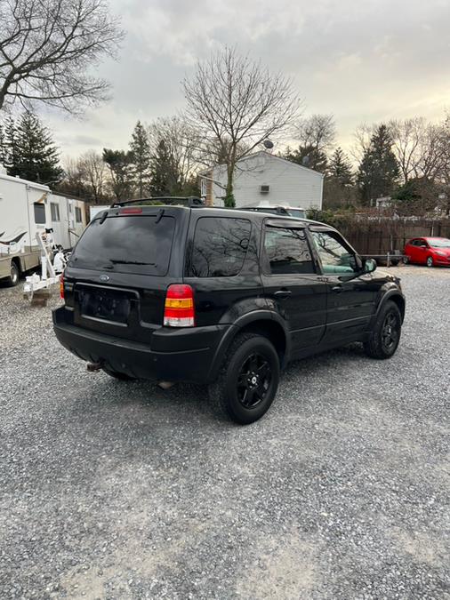 2003 Ford Escape Limited photo 4