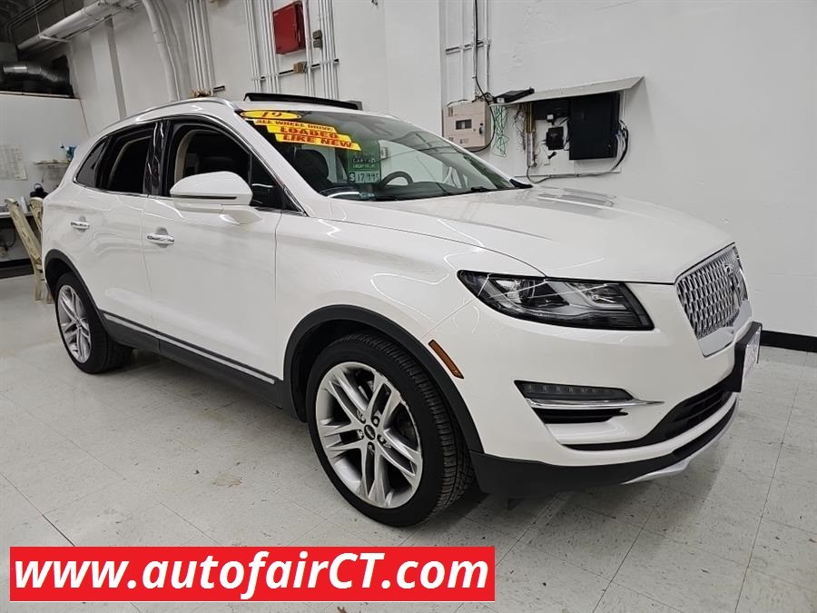 Lincoln MKC's photo