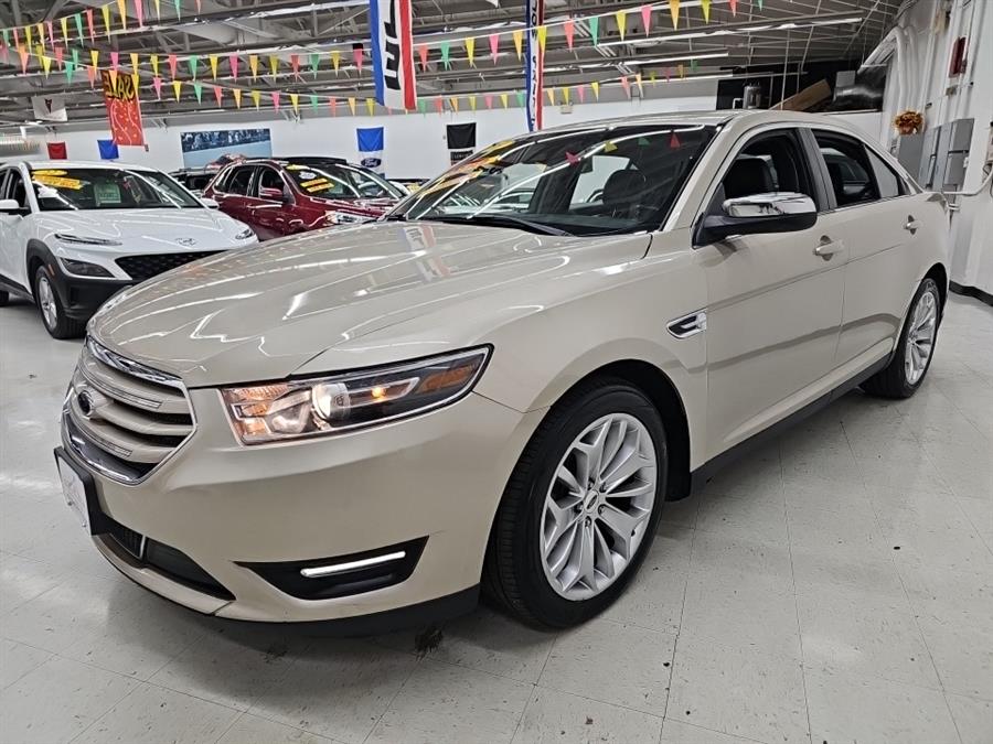 2018 Ford Taurus Limited photo 2