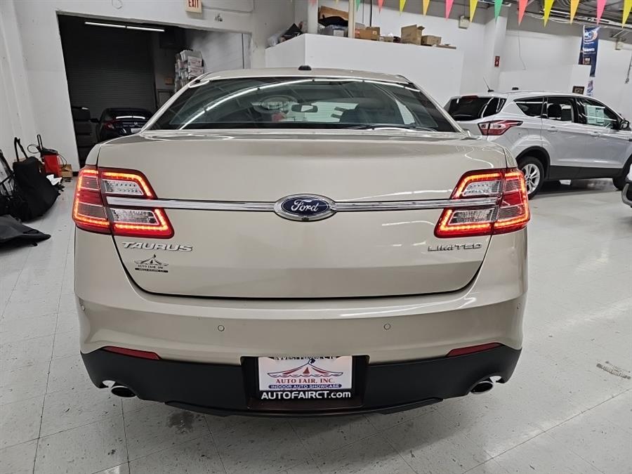 2018 Ford Taurus Limited photo 4