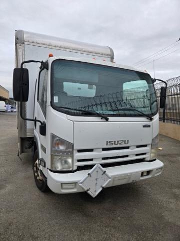 2014 Isuzu NPR null photo 9